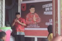 acara syukuran atas pelantikan Haji Saleh Siknun sebagai anggota Dewan Perwakilan Rakyat (DPR) Papua Barat untuk periode 2024-2029. Acara ini berlangsung pada hari Sabtu, 5 Oktober 2024, di Posko Tikar Rasa, Jalan Warahmade, Kelurahan Danaweria. (Dok. papuabarat.tagarutama.com)