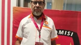 Ketua DPD Partai Keadilan Sejahtera (PKS) Fakfak, Muhammad Kabes, menyampaikan ucapan selamat kepada Bupati Fakfak terpilih, Samaun Dahlan, S.Sos., M.Si, dan Wakil Bupati Fakfak, Drs. Donatus Nimbitkendik, ST. Periode 2025 - 2030.