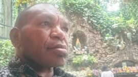 Titus Pekei, Pencetus Noken sebagai warisan budaya dunia, saat ditemui wartawan papuabarat.tagarutama.com.