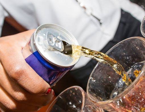 Risiko stroke akibat minuman berenergi biasanya meningkat pada orang-orang dengan masalah kesehatan.