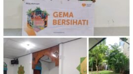 Foto. Sejumlah Relawan Rumah Zakat Fakfak melaksanakan kegiatan Bersih Masjid atau Musholla melalui program andalan Gema Bersih Hati yang kali ini dilaksanakan di musholla Istiqomah Jalan Nuri Wagom.