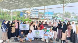 Foto. Sejumlah Mahasiswa yang tergabung dalam organisasi KAMMI Komisariat Fakfak melaksanakan kegiatan Pengkaderan bersama calon kader di RTH Ma'ruf Amin.