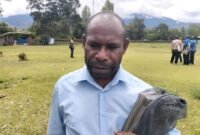 Yuli Bugiangge, Ketua-Yayasan-Woken (foto: Jubi.com)