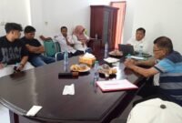 Dinas Perkebunan Fakfak melalui Widhi Asmoro Jati memanggil delapan pelaku usaha grosir perdagangan pala antar pulau dalam sebuah pertemuan koordinasi dan penguatan komitmen mutu.